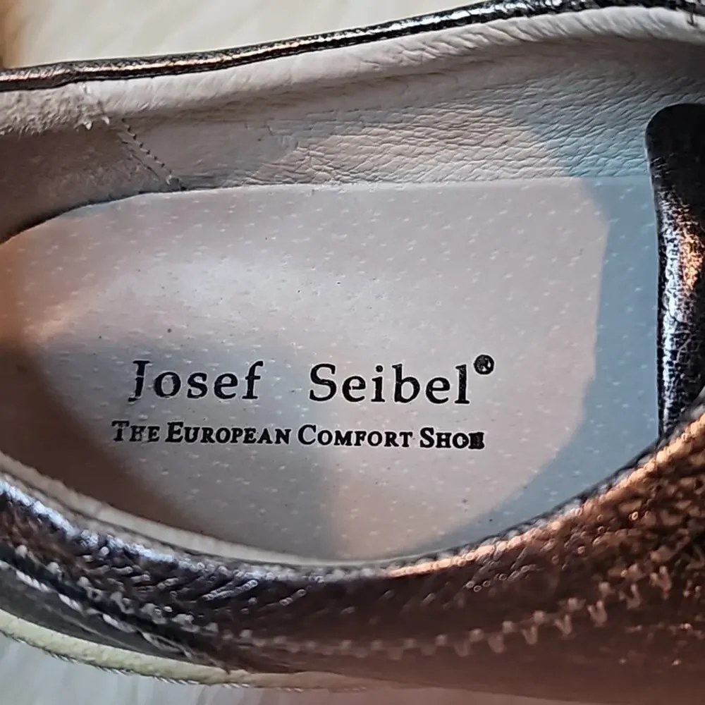 Josef Seibel Women's Dark Metallic Grey Leather Sneakers Size 40 (US 8.5-9)